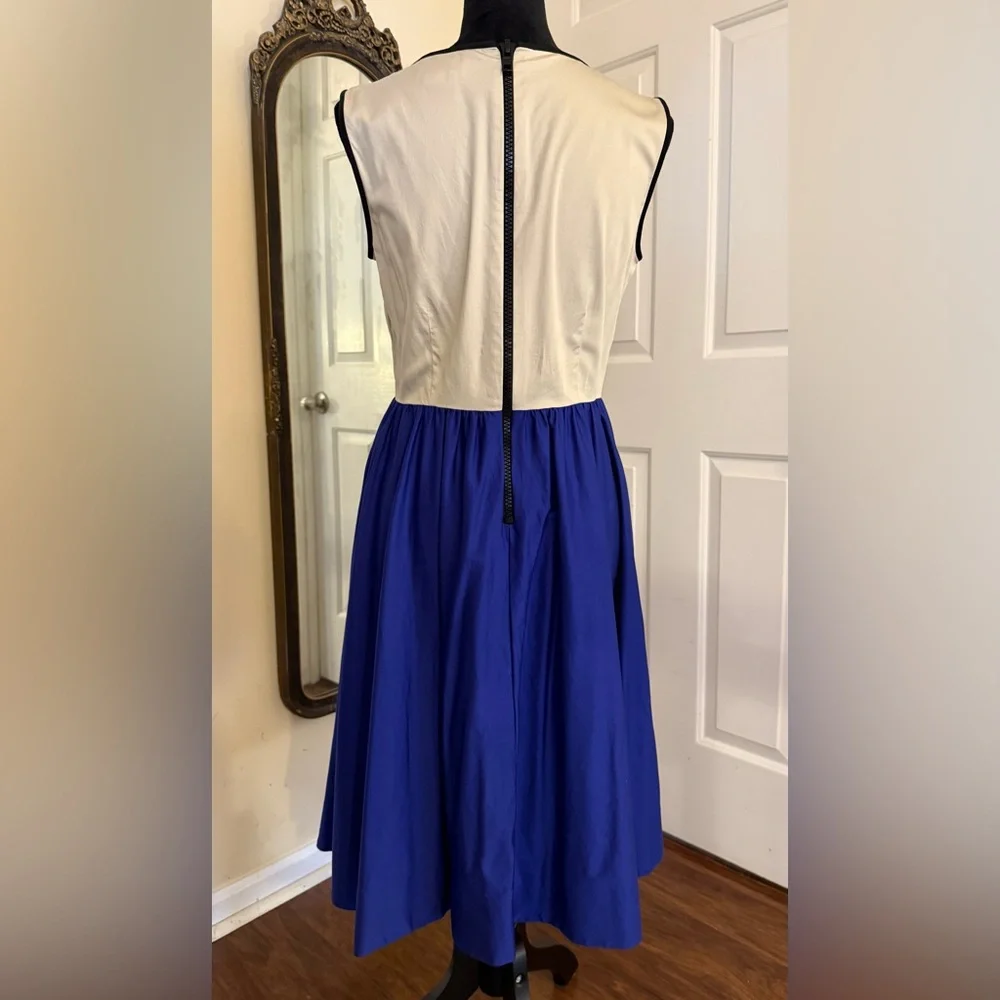 Kate Spade Classic Fit & Flare Dress • Size 8 • Vintage Two-Tone Blue & Cream